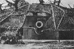 Zamaskowane dzia�o 152,4mm bat.Laskowskiego
