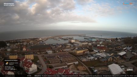 W�adys�awowo, widok na port z wie�y Domu Rybaka